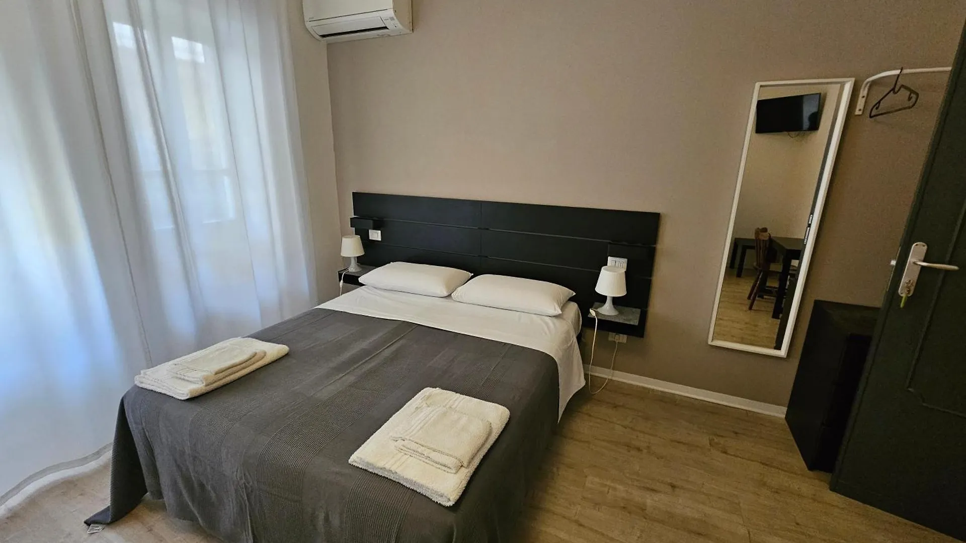 B&B Via Nazionale Milazzo Nocleg ze śniadaniem